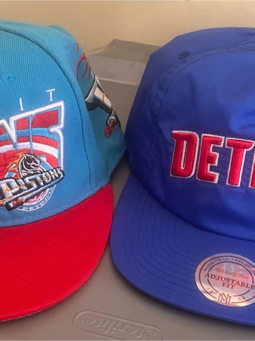 2 detroit pistons hat bundle detroit pistons snapback hardwood classics nwot M&N